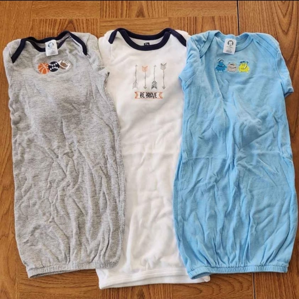 Gerber Baby One-Piece Sleeveless Sleepers in Gray, White, Blue
